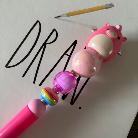 Squishmallows Pegasus handmade beaded pen - Picture 1 of 3